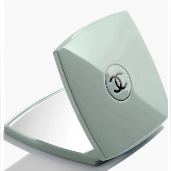 CHANEL DOUBLE SIDES MIRROR - Picture 2 of 4